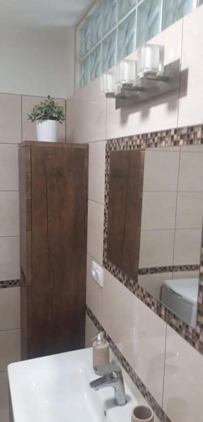Beautiful Apartment In The City Center Spisska Nova Ves Exterior foto
